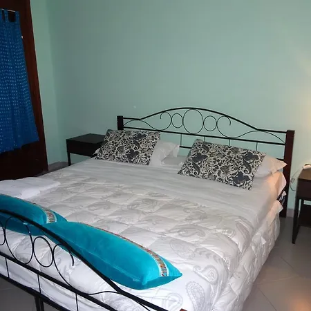 Alojamento de Acomodação e Pequeno-almoço Franca